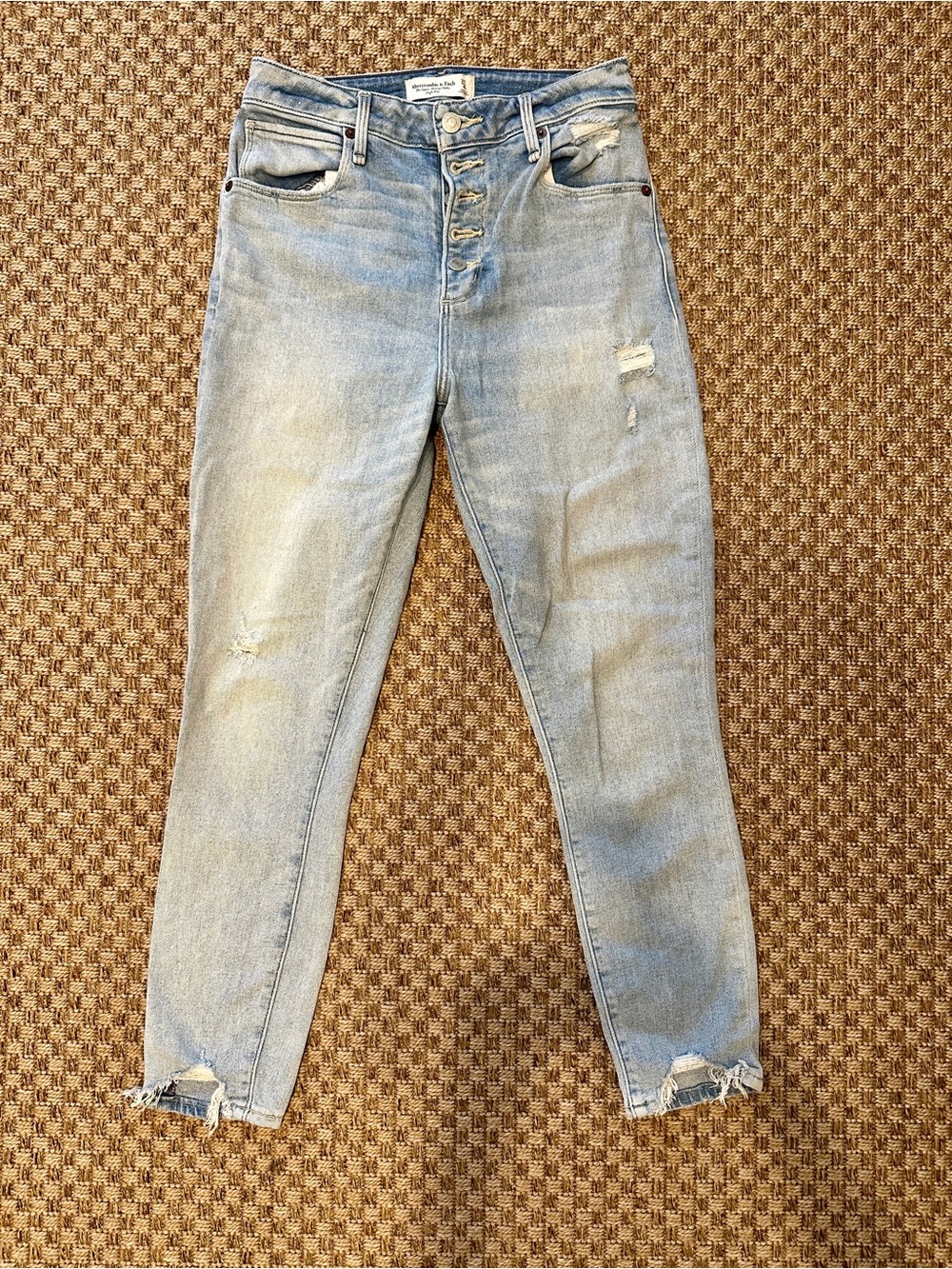 Abercrombie & Fitch “The Super Skinny Ankle High Rise” Curve Love 27/4 Short
